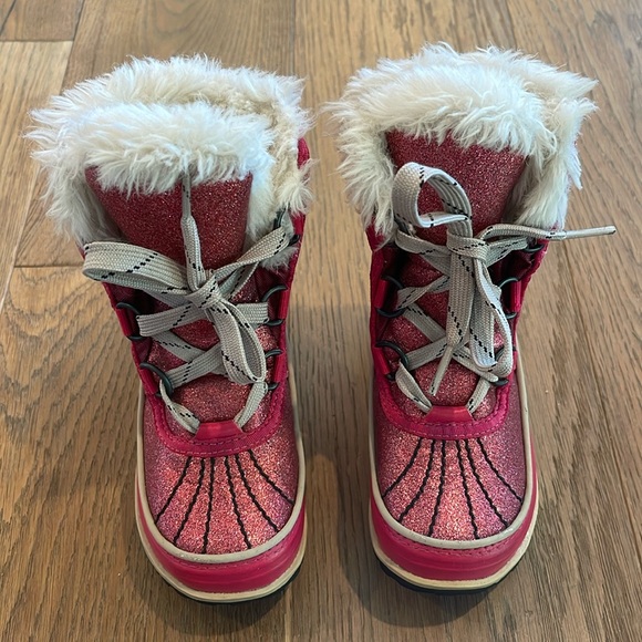 Sorel Other - Sorel Pink Glitter Winter Boots - 8